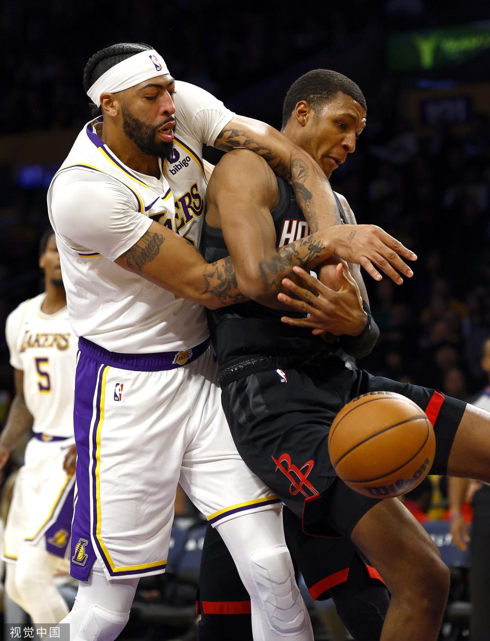 映了现代足 映了现代足