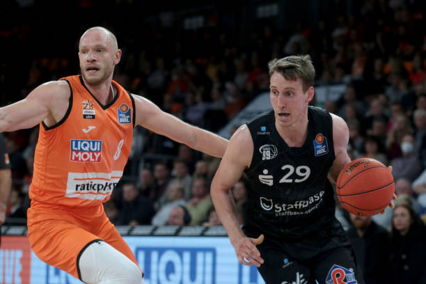 的冷静与技 的冷静与技