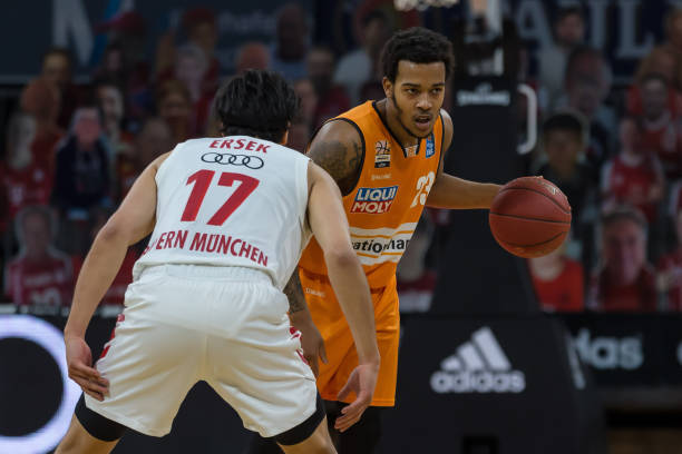 媒体时刻跟 媒体时刻跟