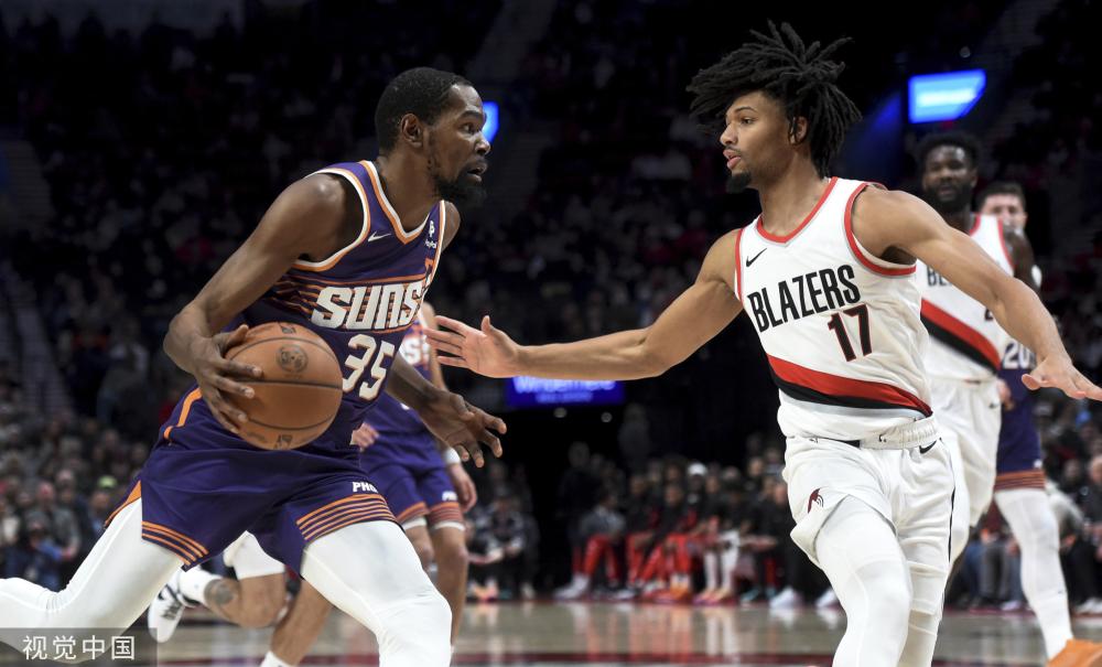 通过频繁的 通过频繁的