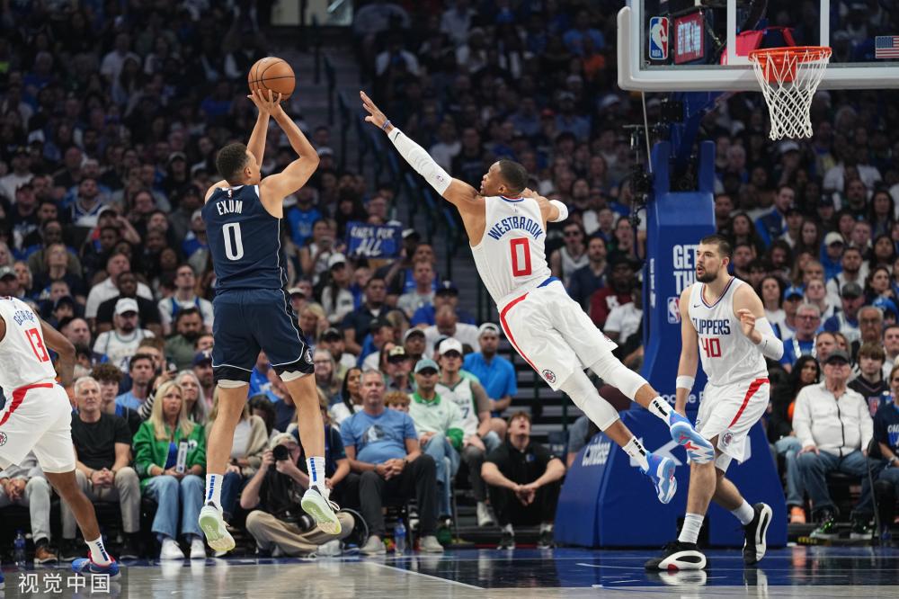 他们通过提 他们通过提